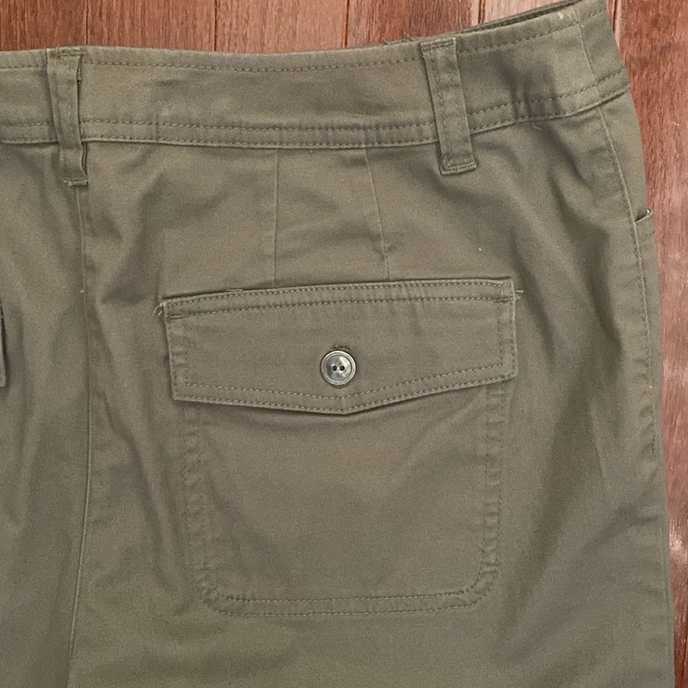 Chico’s Women’s Bermuda Shorts - Picture 6 of 10